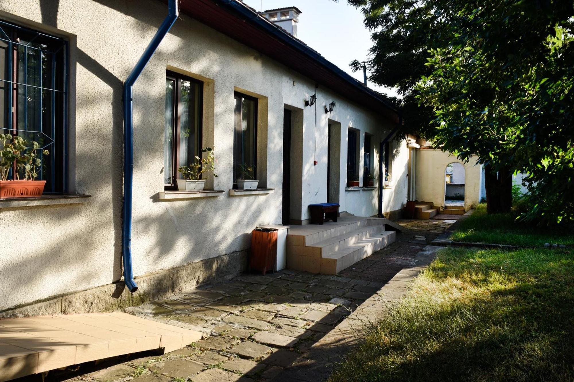 Medic Hotel — Photos 1